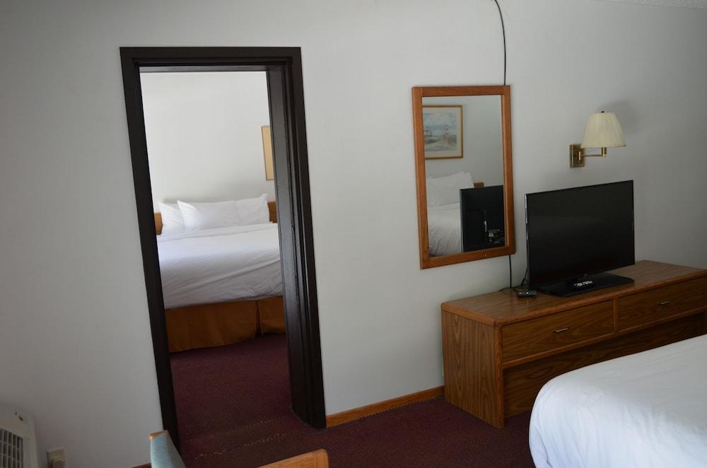 Econo Lodge Manistee Luaran gambar