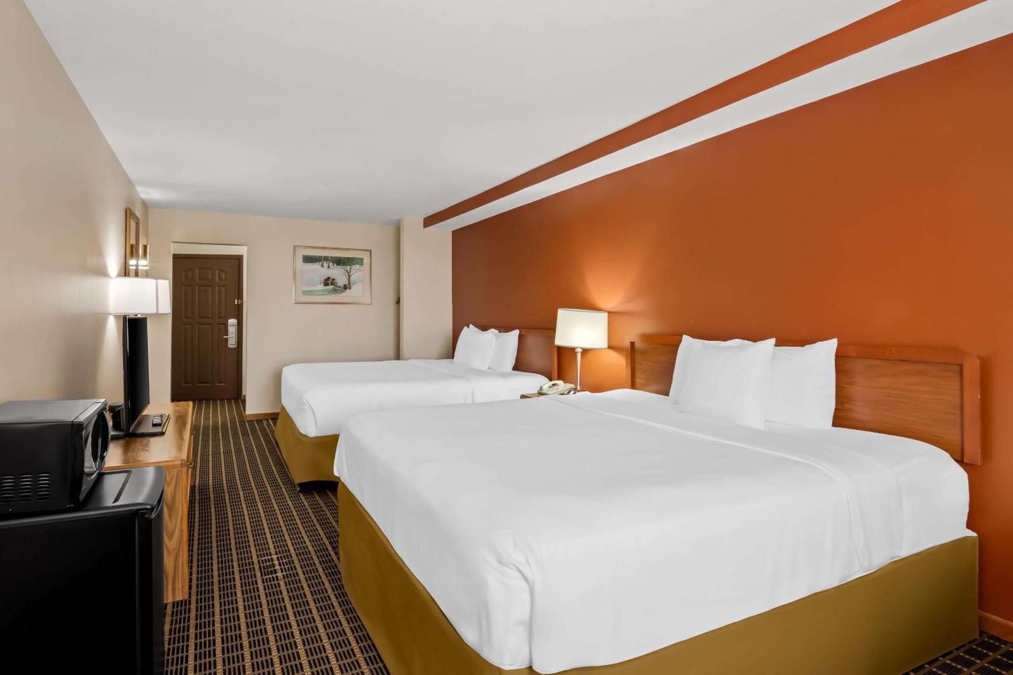 Econo Lodge Manistee Luaran gambar