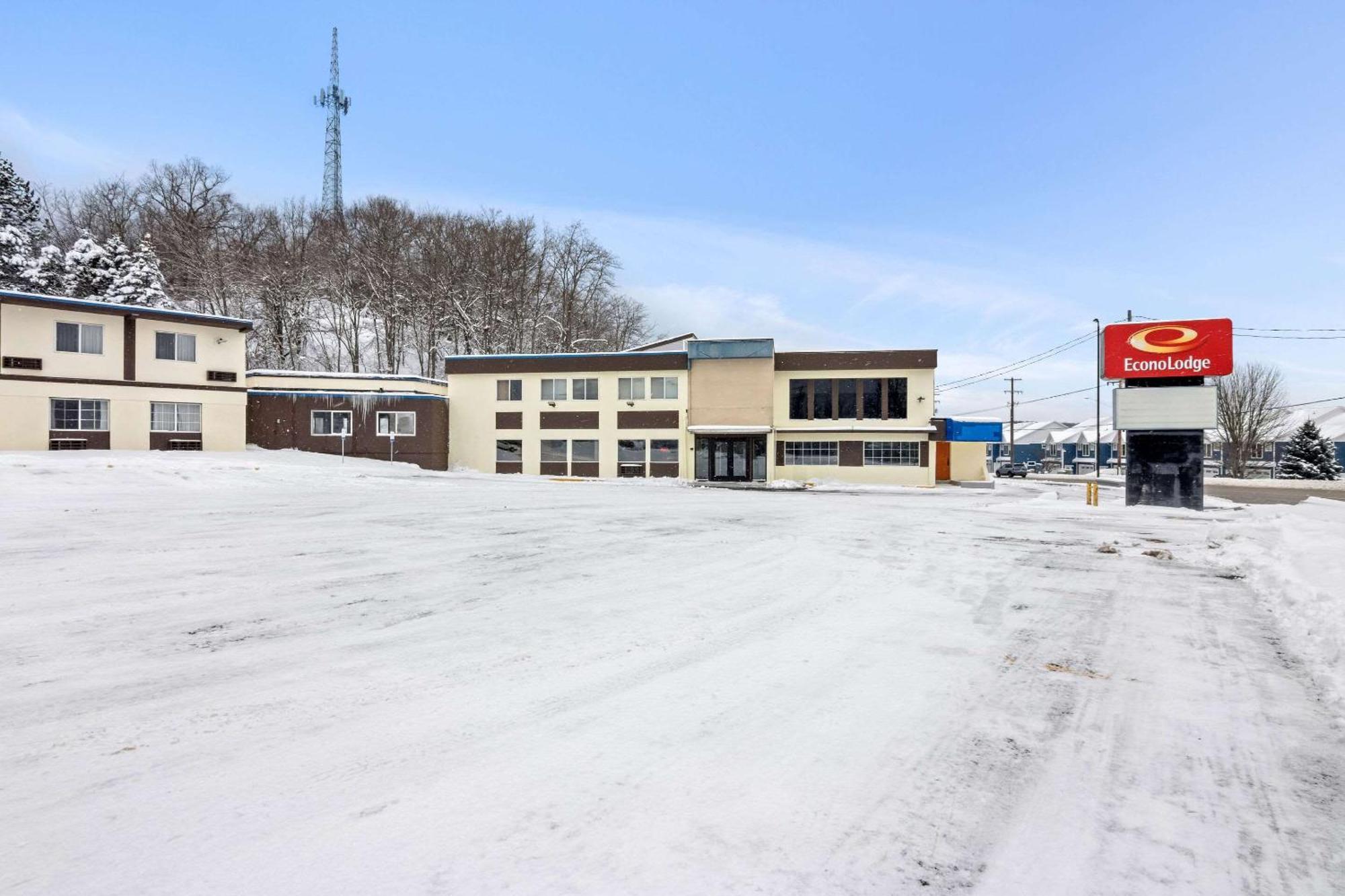 Econo Lodge Manistee Luaran gambar
